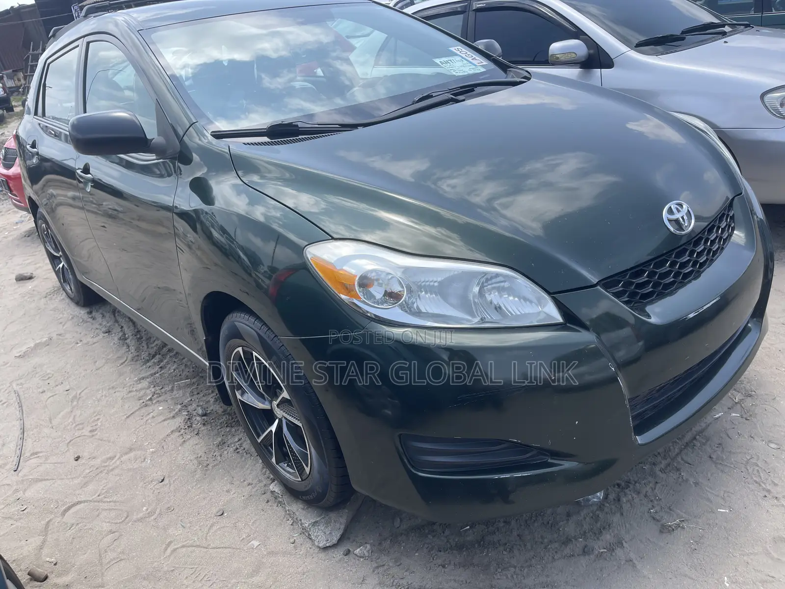 Toyota Matrix 2011 Green