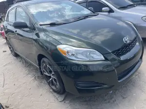 Toyota Matrix 2011 Green