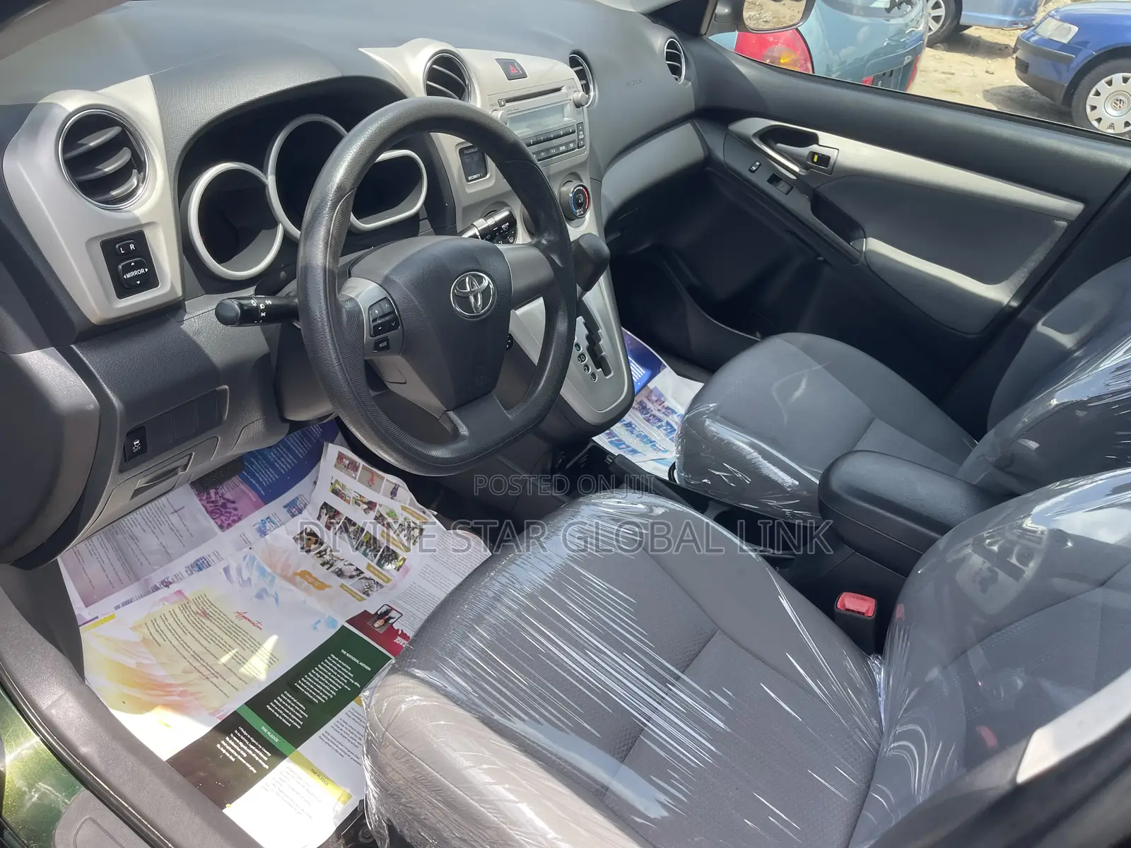 Toyota Matrix 2011 Green
