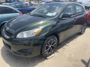 Toyota Matrix 2011 Green
