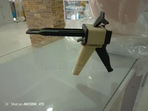 Dispensing Gun