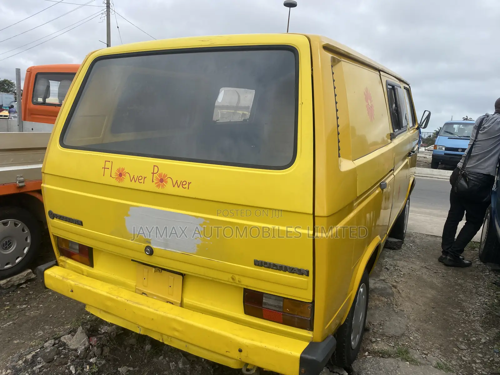 Volkswagen Transporter 2003 Yellow