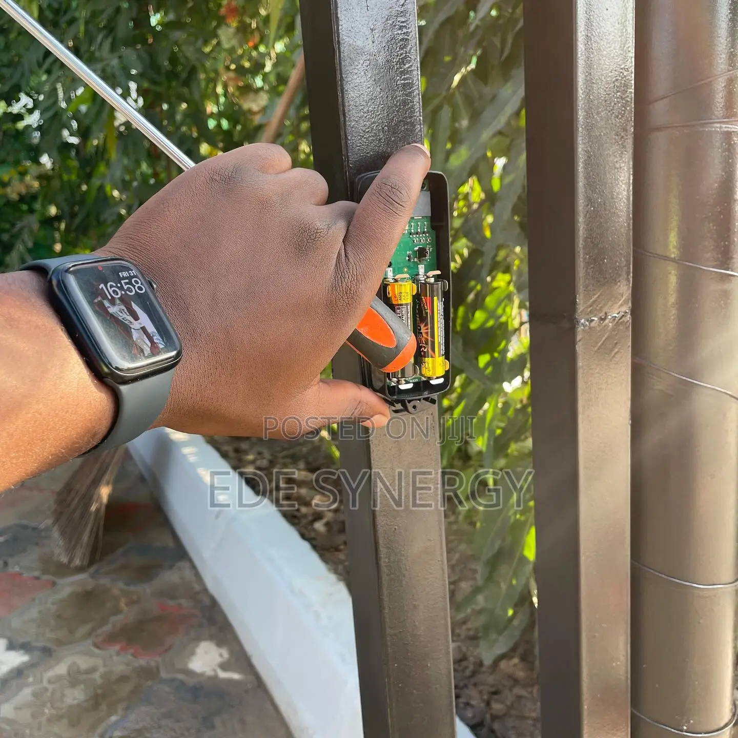 Smart Phone Enabled Gate Automation Machine