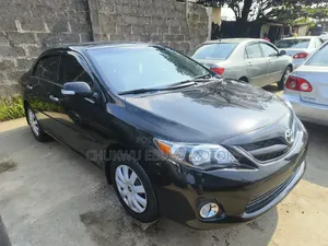 Toyota Corolla 2010 Black