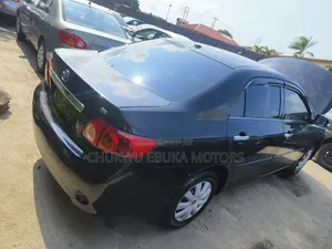 Toyota Corolla 2010 Black