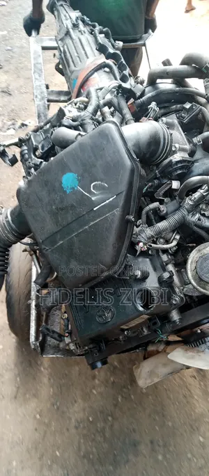 Toyota Hummer Bus Engine