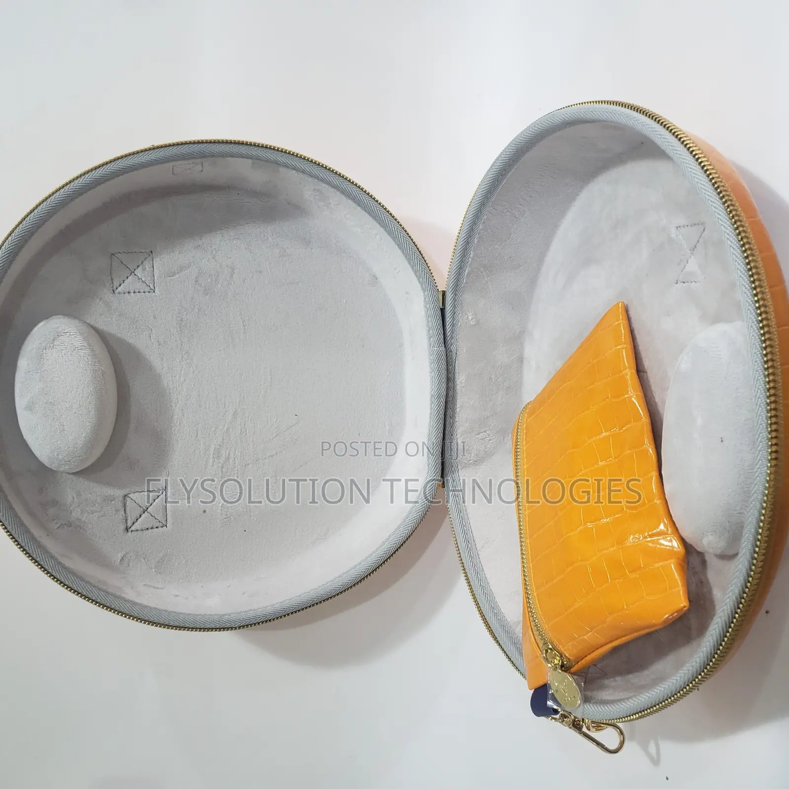 Studio 6 Carrying Bag Orange