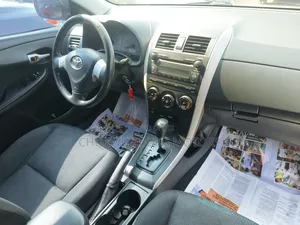Toyota Corolla 2010 Red