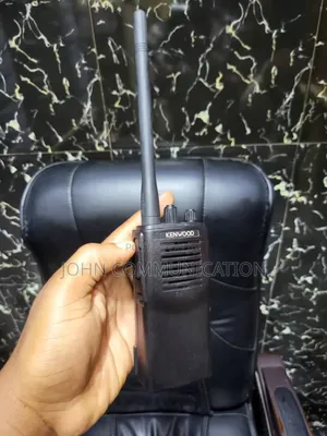 Kenwood Tk-2107 VHF Fm Transceiver