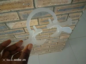 Quality Dental Cheek Rectrator Type C