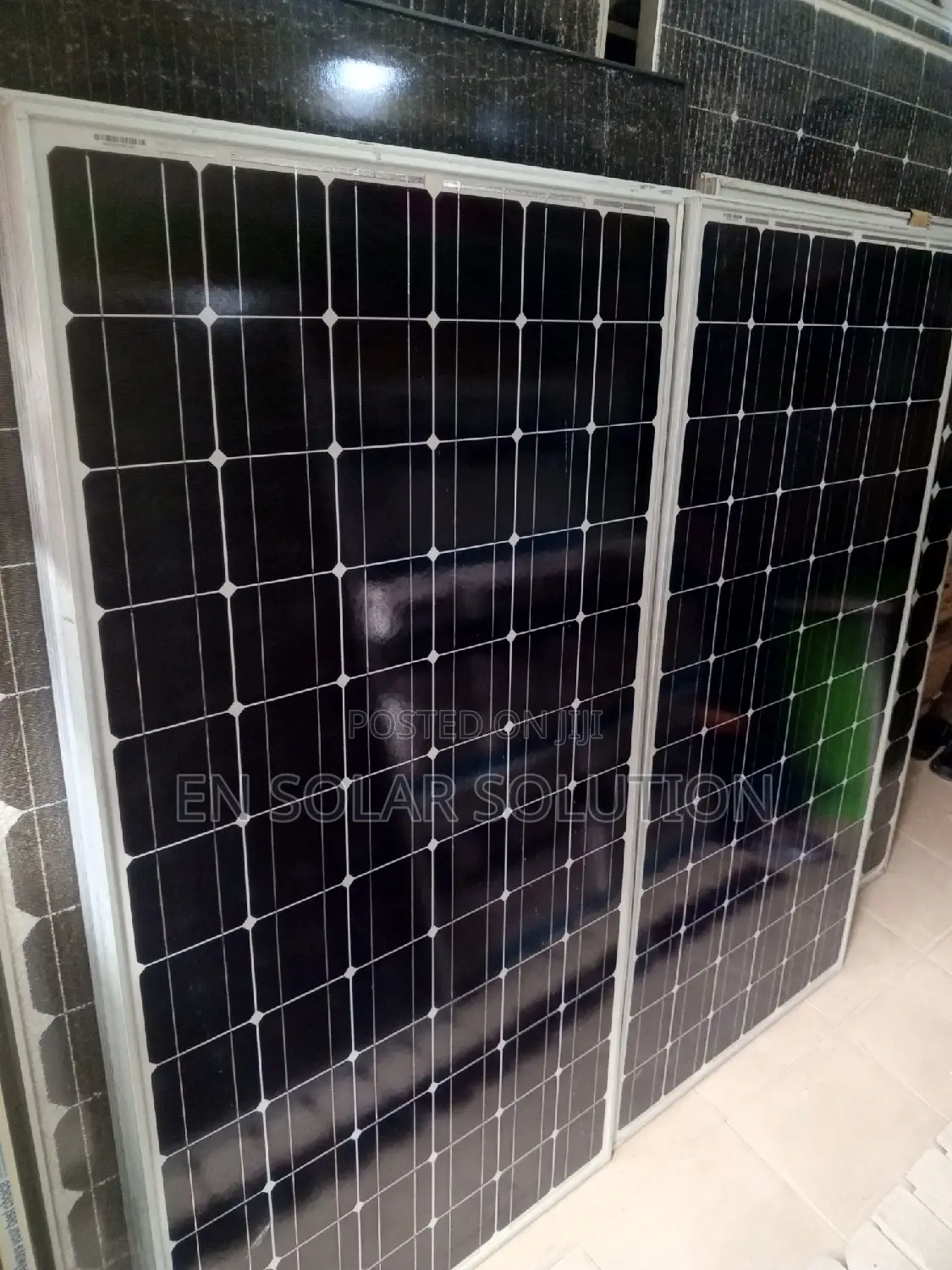 300watts Solar Canadian Panel Available Now