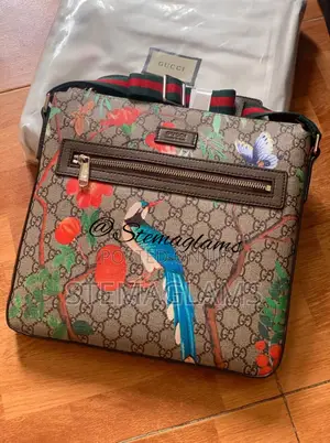 GUCCI Crossbody