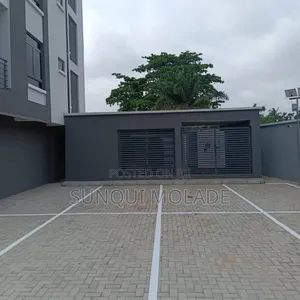 3bdrm Apartment in Yaba Gra for rent