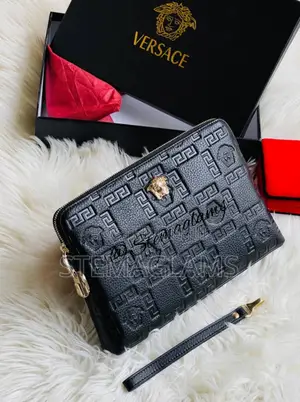 GUCCI Arm-pit Purse