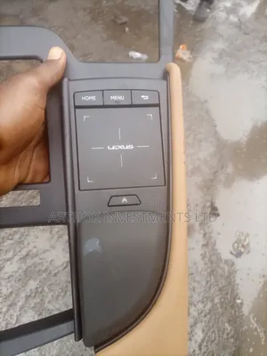 Es350 2018-2023 Radio Mauzu