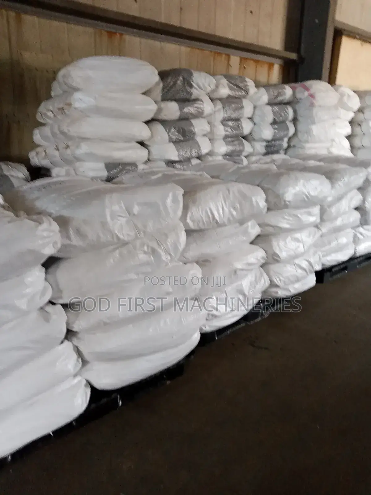 Various Sizes of Sacks Available in Bulk Price