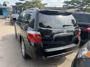 Toyota Highlander 2010 Black