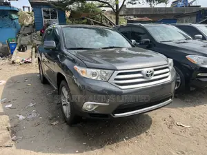 Toyota Highlander 2012 Gray