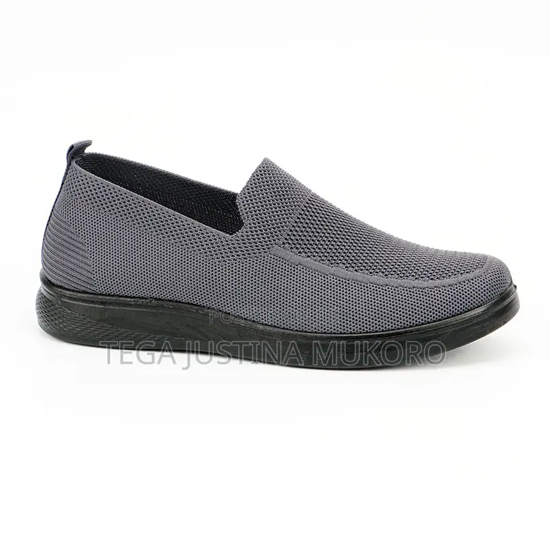 Easy Wear Sneakers
