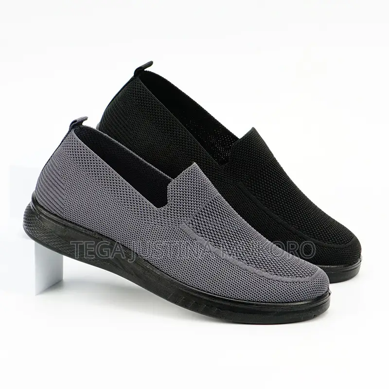 Easy Wear Sneakers