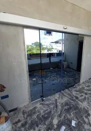 Auto-Response Sliding Door