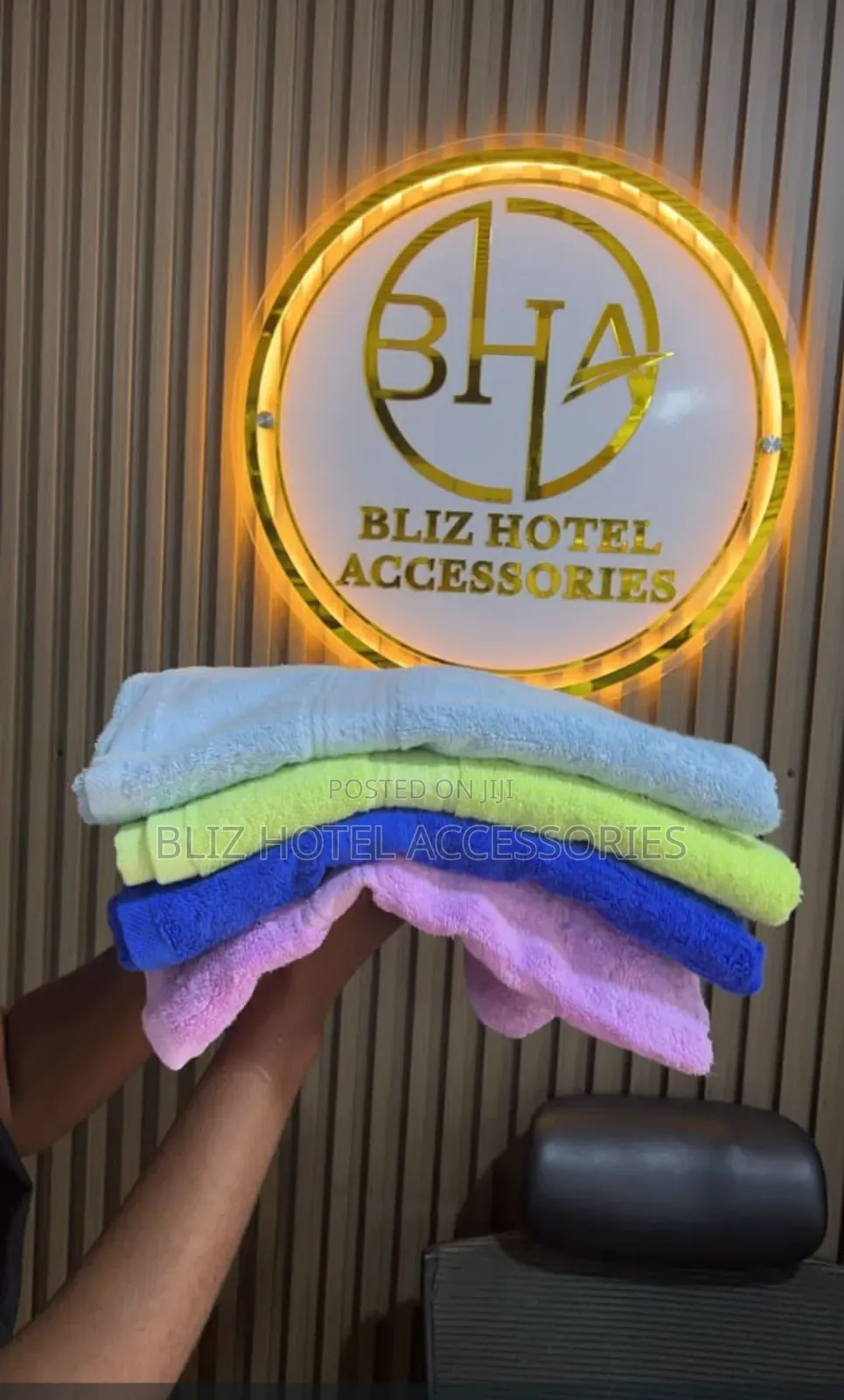 Color To White Towel