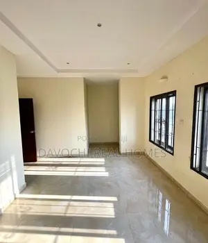 3bdrm Apartment in Lekki Phase 1 for rent
