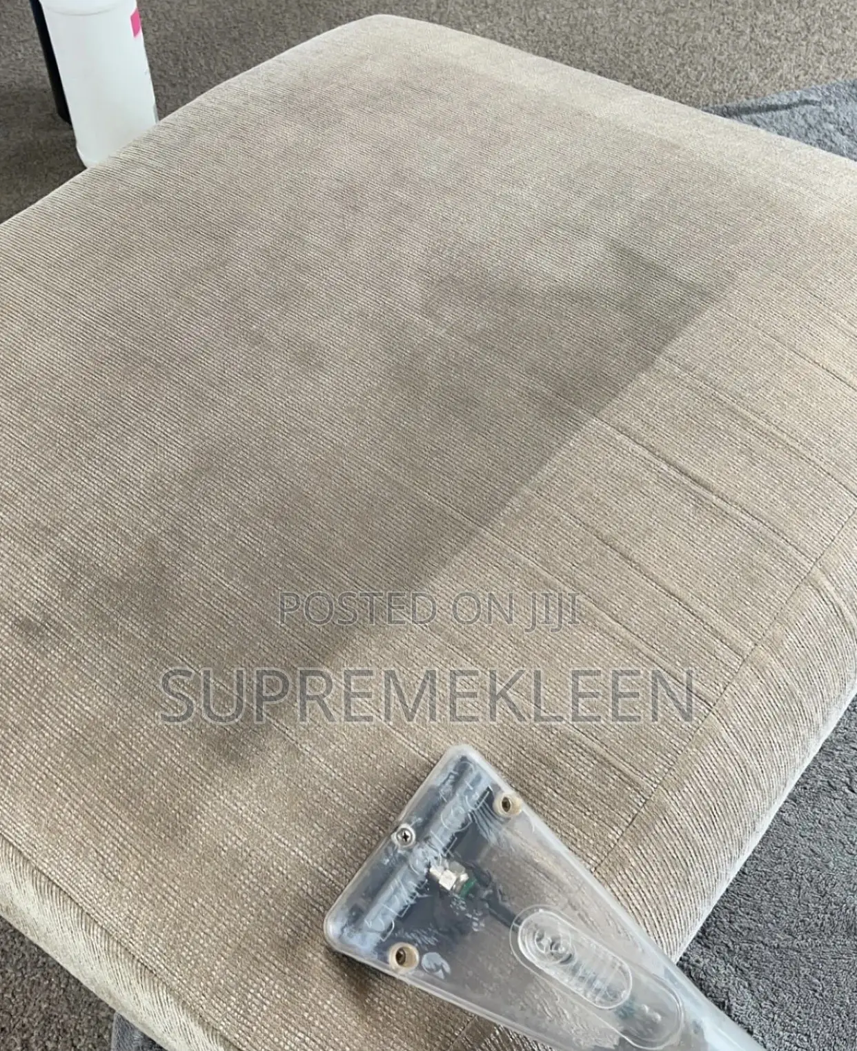 Professional Expert in Deep Upholstery Cleaning Services