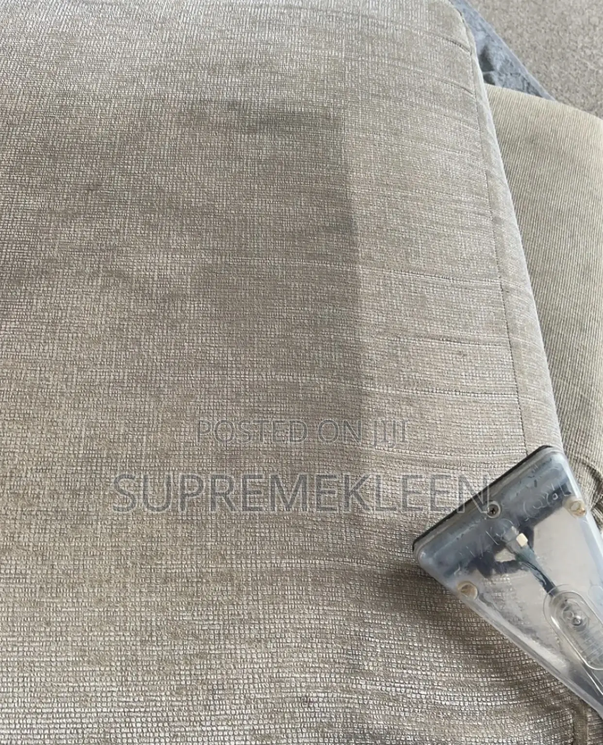 Professional Expert in Deep Upholstery Cleaning Services