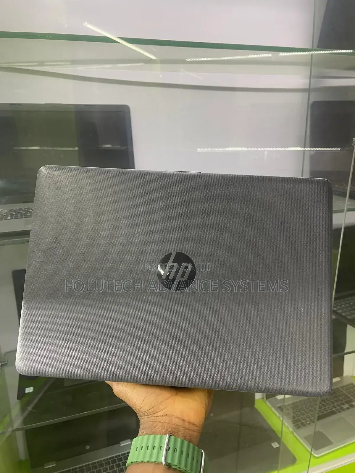 Laptop HP 240 G8 8GB Intel Core i5 SSD 256GB