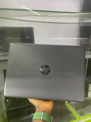 Laptop HP 240 G8 8GB Intel Core i5 SSD 256GB