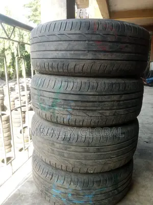 225/55/17 Runflat