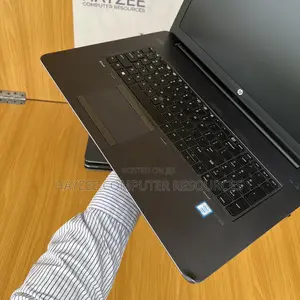 Laptop HP ZBook 17 G4 32GB Intel Xeon SSD 512GB