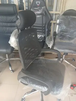 Victory Chair With Head Rest