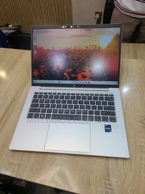 Photo - Laptop HP EliteBook 840 G9 16GB Intel Core I5 SSD 256GB