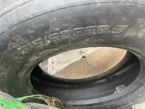 315/80r22.5 Tires