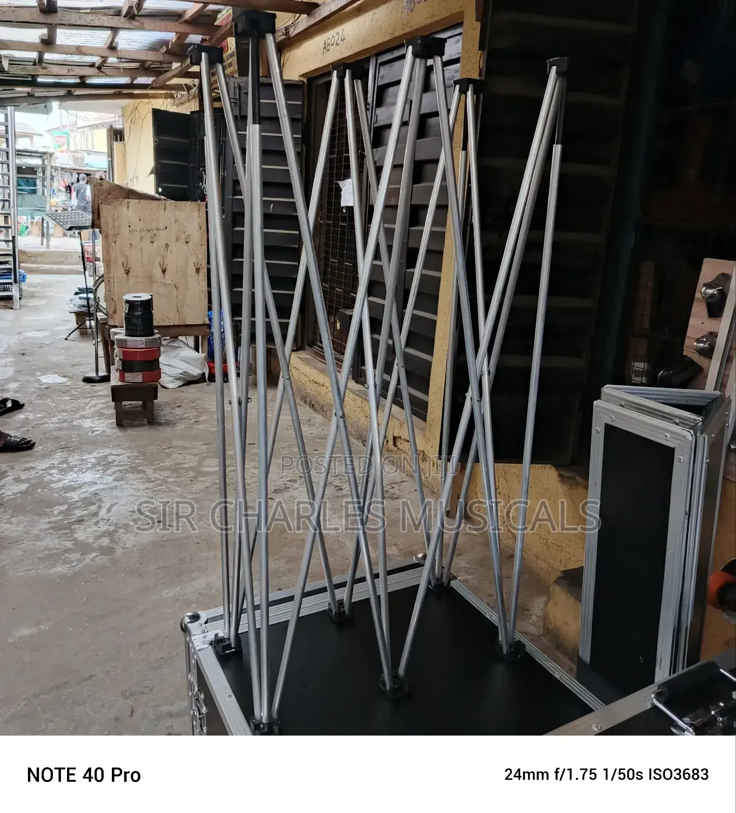 High Quality Dj Stand
