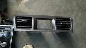 Highlander 2012 Centre Ac Vent