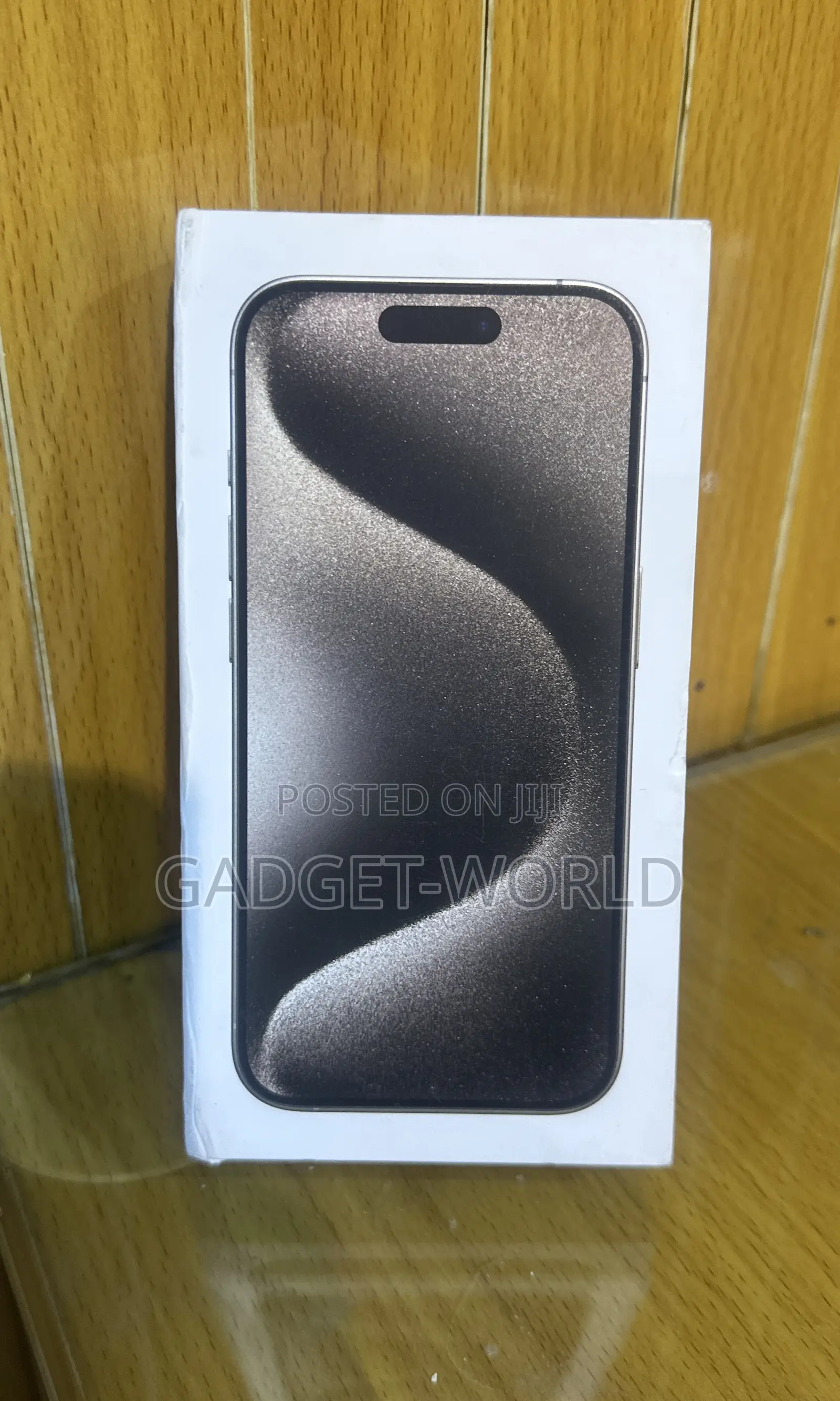 New Apple iPhone 15 Pro 256 GB Gold