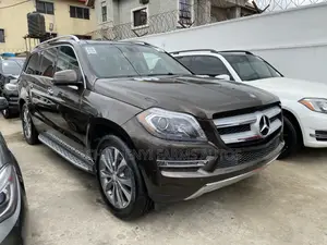 Mercedes-Benz GL-Class 2015 Brown