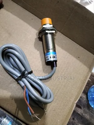 Inductive Proximity Sensor LJ18A3-8-Z/By