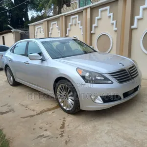 Hyundai Equus Signature 4dr Sedan (5.0L 8cyl 8A) 2015 Silver