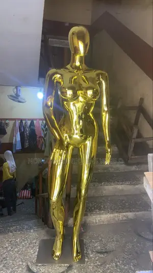Size 12 Gold Faceless Female Detachable Mannequin