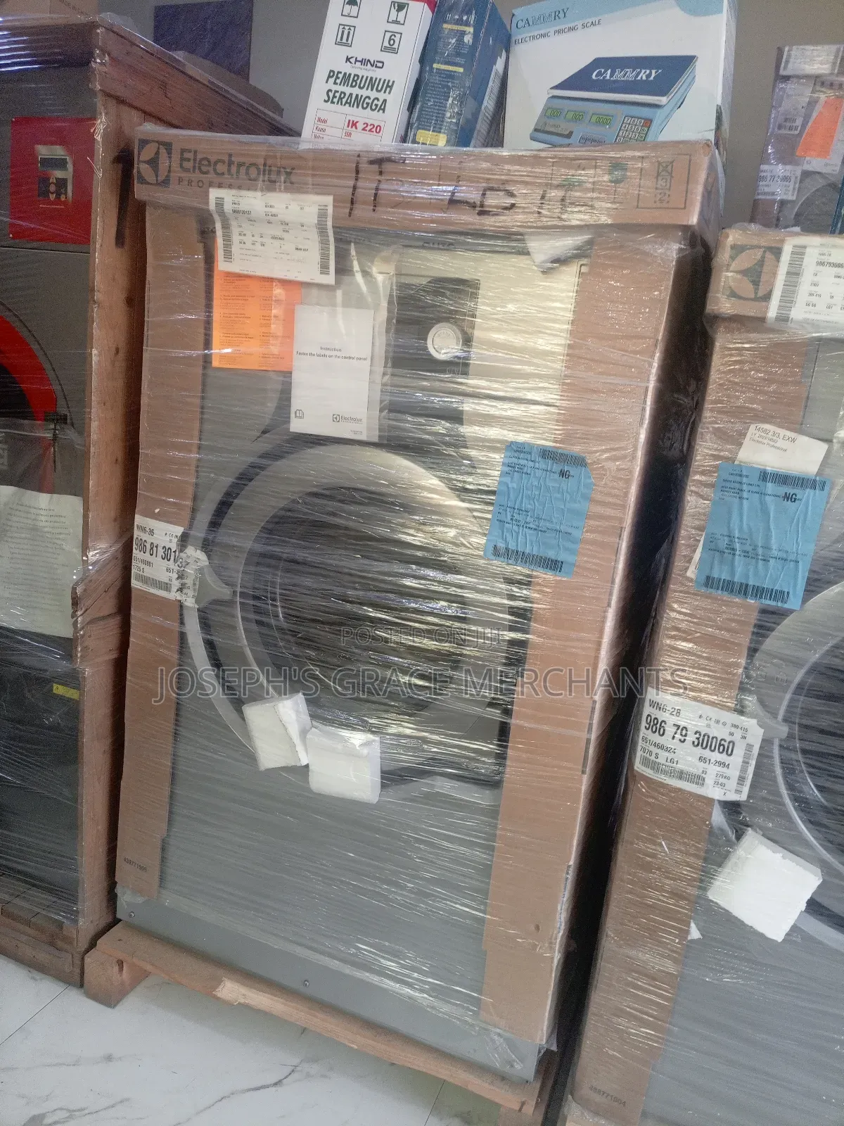 35kg Electrolux Washer Extractor Machine (Sweden)