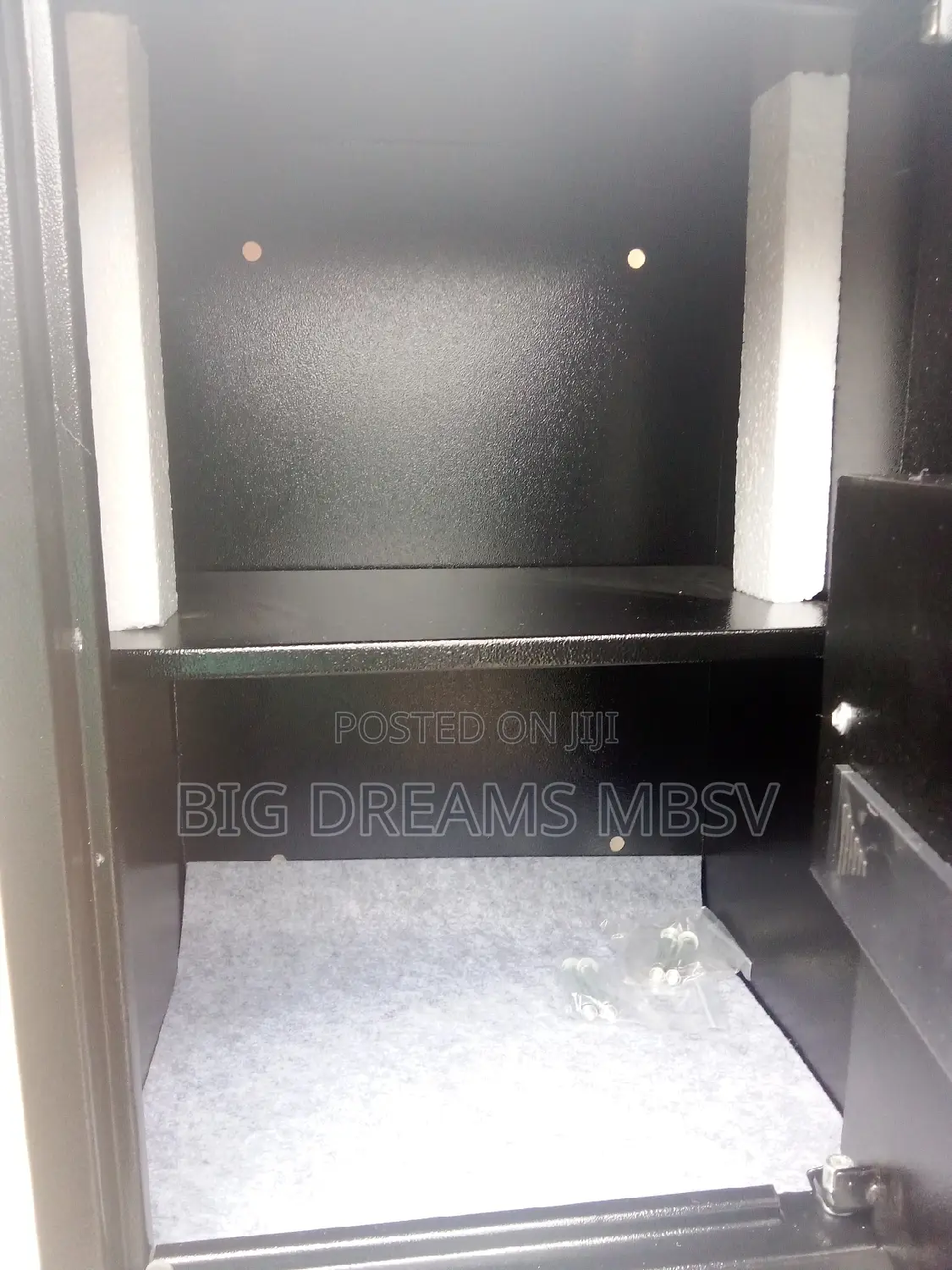 Finger Dest Hotel Safe (Not Fireproof)