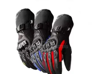 Hand Gloves