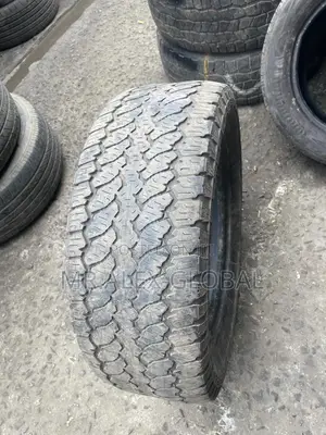 265/60/R18 Tire