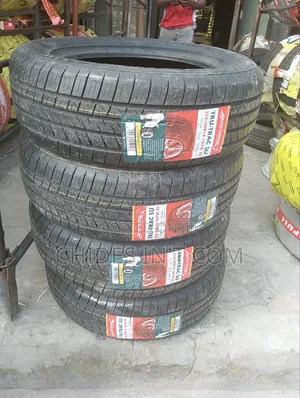 235/60/18 Armstrong Tire Original