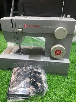 Singer Heavy Duty 4423