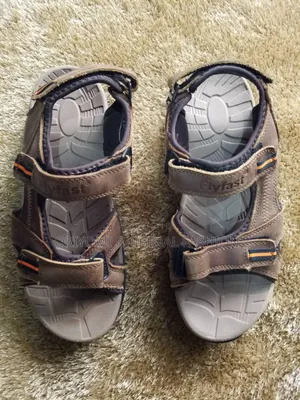 Akube Leather Sandals